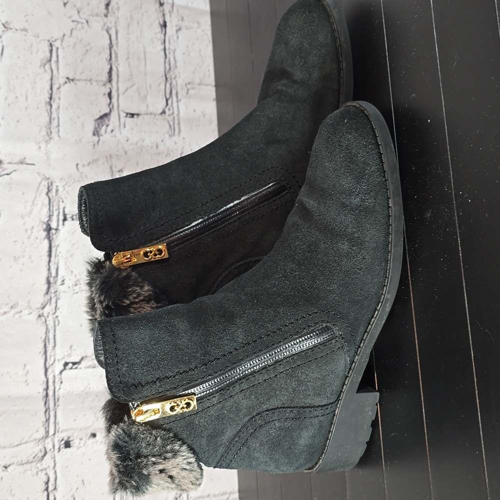 Cole Haan Waterproof Leather Black Ankle Boots with Faux Fur Trim Size 6B